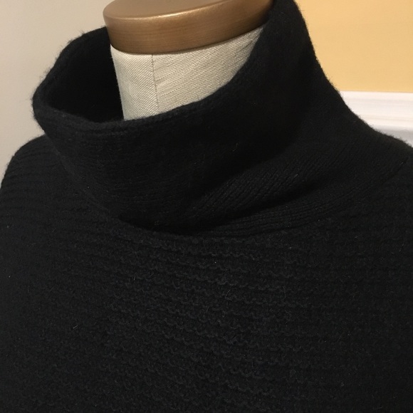 Extra small black knit sweater - Picture 3 of 3
